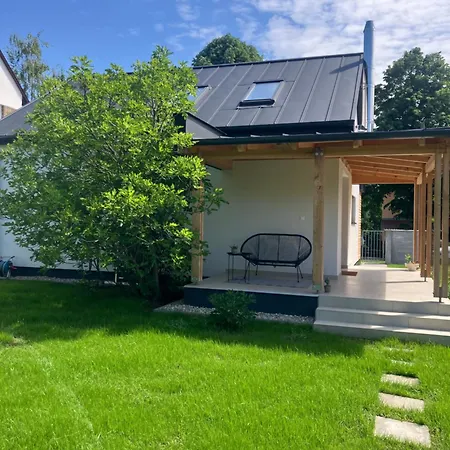 Apartament Aquamarine *